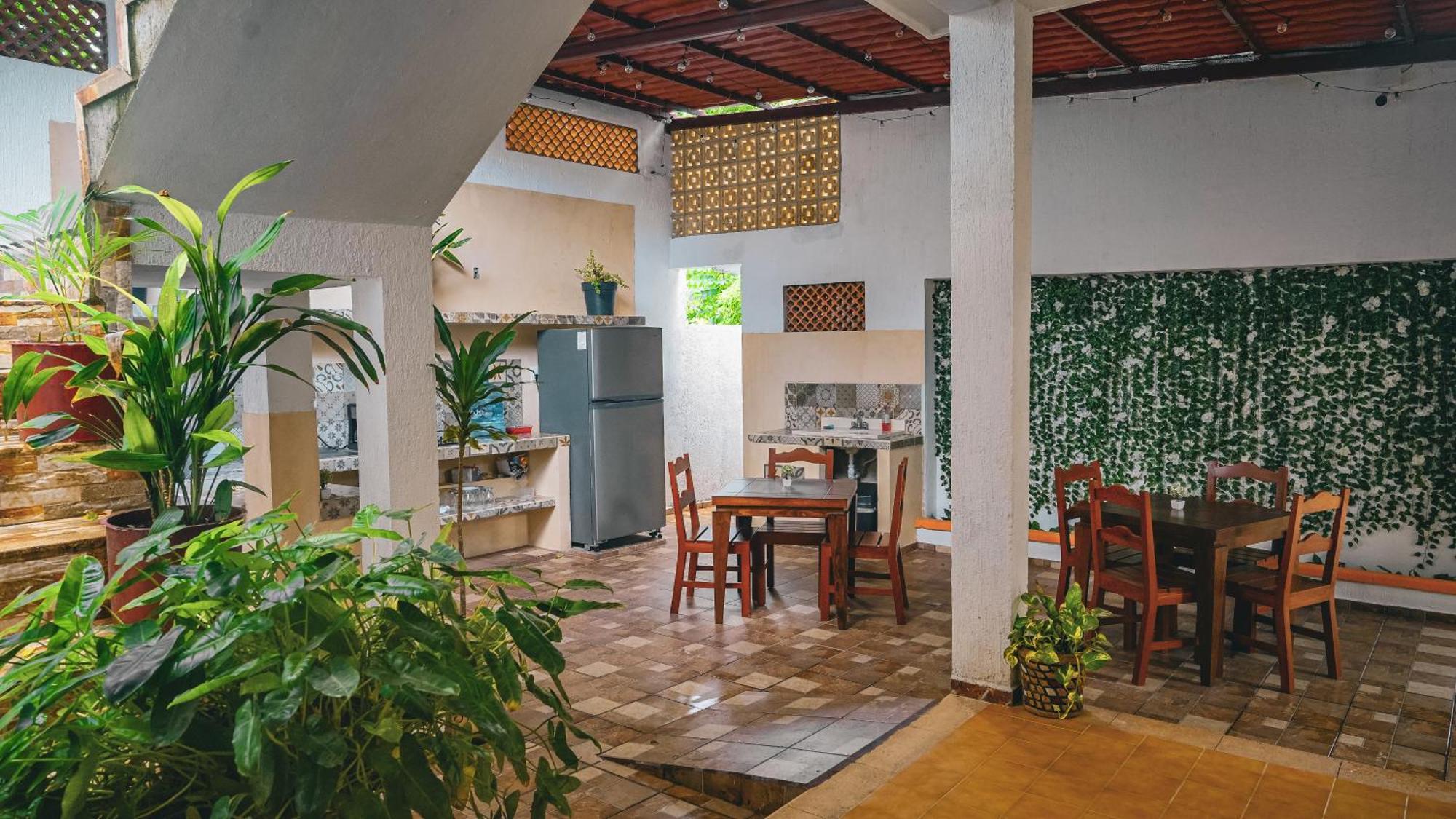 ואיאדוליד Hotel Del Parque מראה חיצוני תמונה